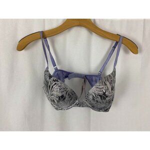 Victoria's Secret Dream Angels Silver/ Lavender Push Up Bra 32C.